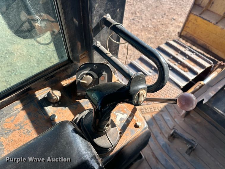 image for item EK0555 2006 John Deere 550J LGP dozer