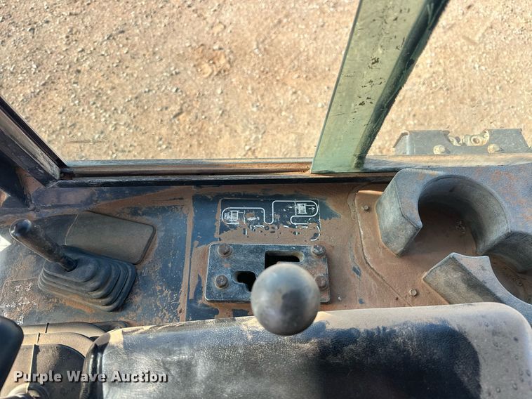 image for item EK0555 2006 John Deere 550J LGP dozer