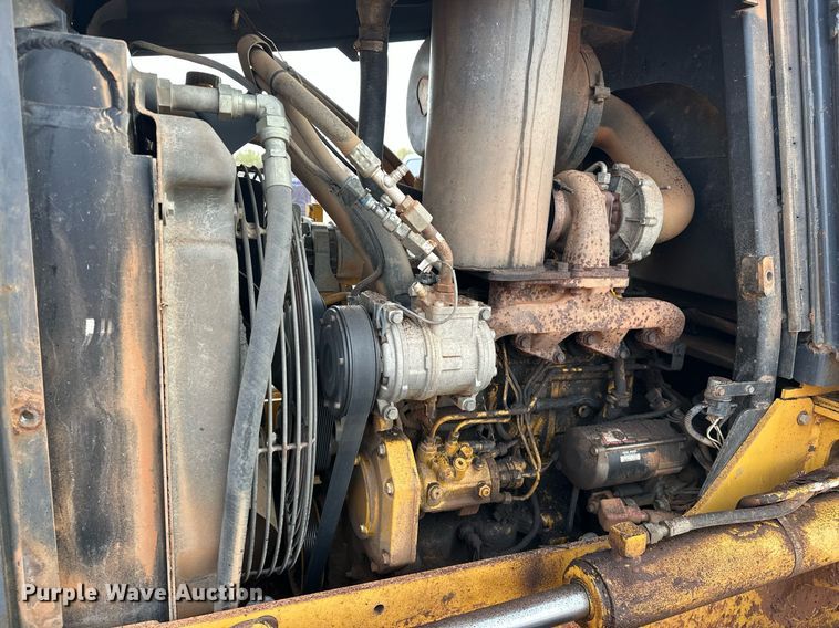 image for item EK0555 2006 John Deere 550J LGP dozer