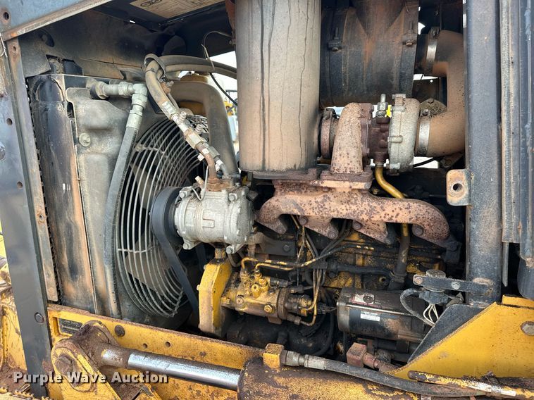 image for item EK0555 2006 John Deere 550J LGP dozer