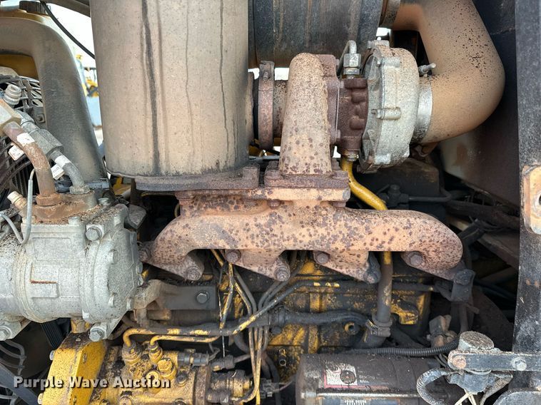 image for item EK0555 2006 John Deere 550J LGP dozer