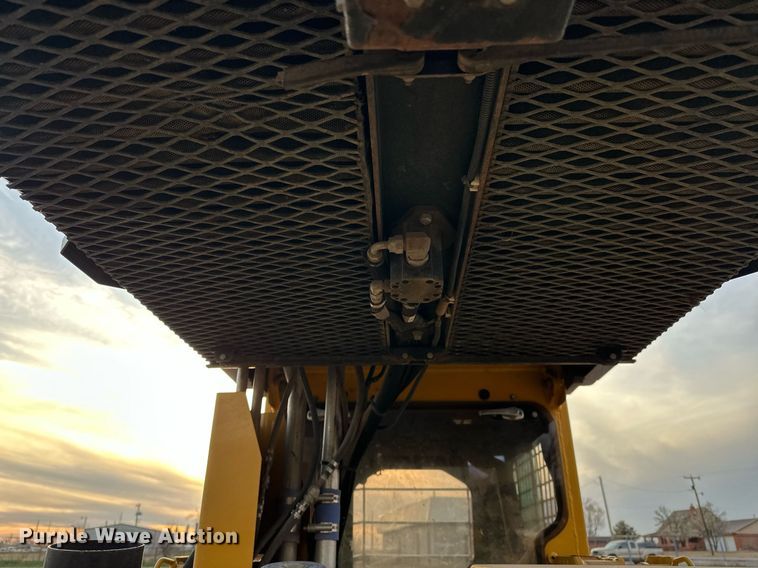 image for item EK0559 2017 Rayco C100R forestry mulcher