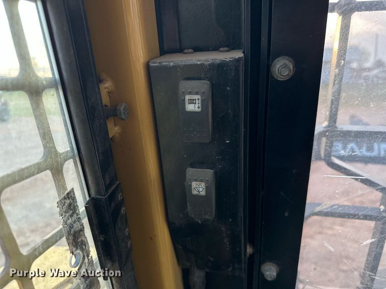 image for item EK0559 2017 Rayco C100R forestry mulcher