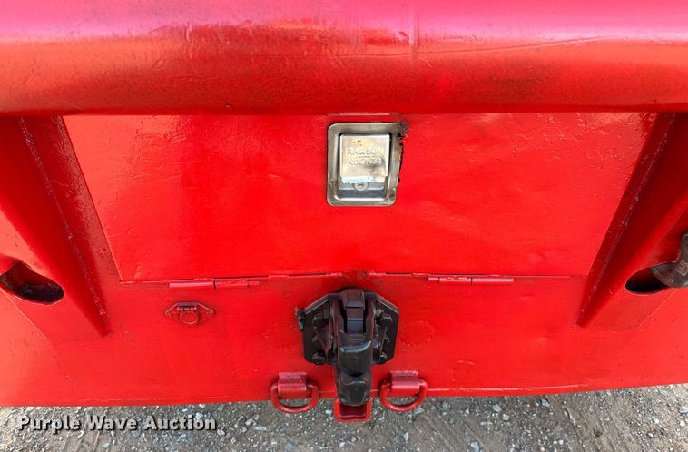 image for item EK0560 2004 Freightliner Business Class M2  winch truck