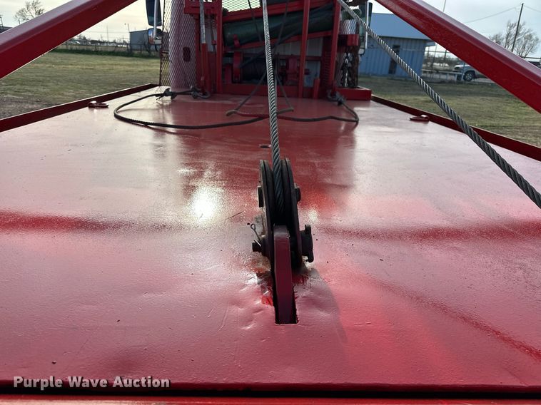 image for item EK0560 2004 Freightliner Business Class M2  winch truck