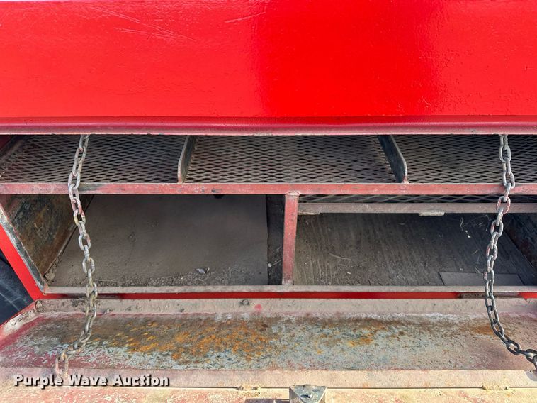 image for item EK0560 2004 Freightliner Business Class M2  winch truck