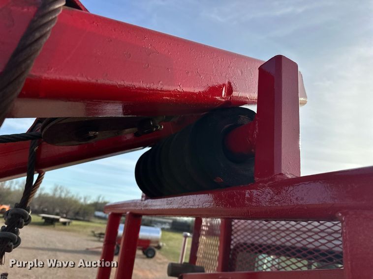 image for item EK0560 2004 Freightliner Business Class M2  winch truck