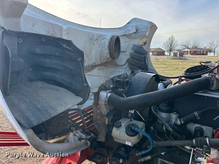 image for item EK0560 2004 Freightliner Business Class M2  winch truck