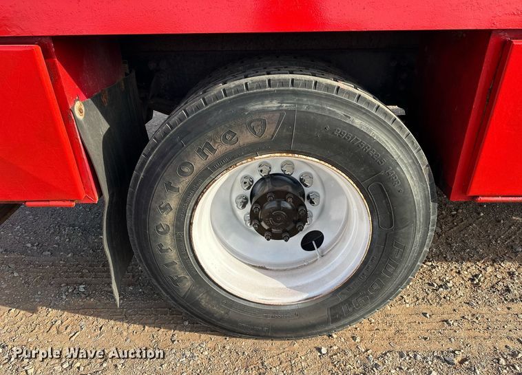 image for item EK0560 2004 Freightliner Business Class M2  winch truck