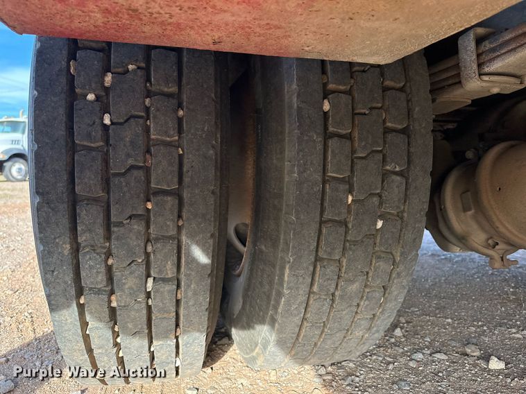 image for item EK0560 2004 Freightliner Business Class M2  winch truck