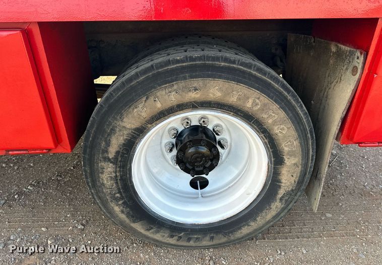 image for item EK0560 2004 Freightliner Business Class M2  winch truck