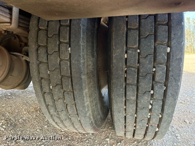 image for item EK0560 2004 Freightliner Business Class M2  winch truck