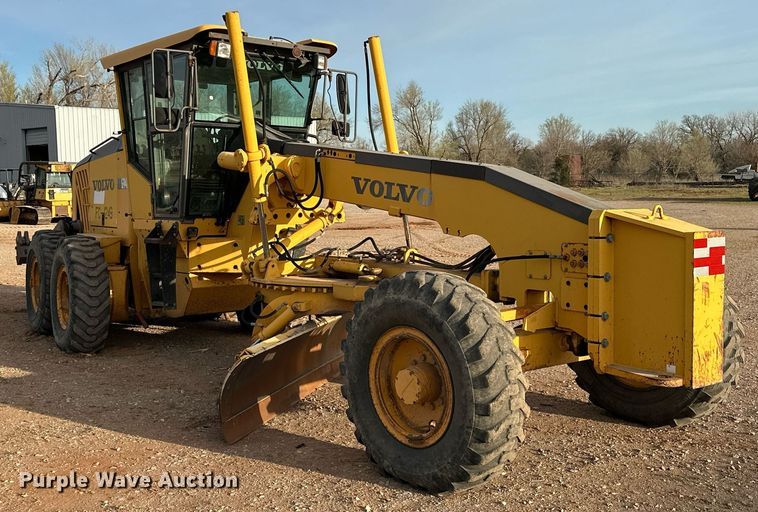 image for item EK0561 2007 Volvo G940 motor grader