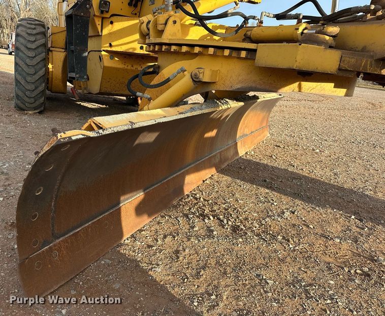 image for item EK0561 2007 Volvo G940 motor grader