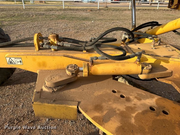 image for item EK0561 2007 Volvo G940 motor grader