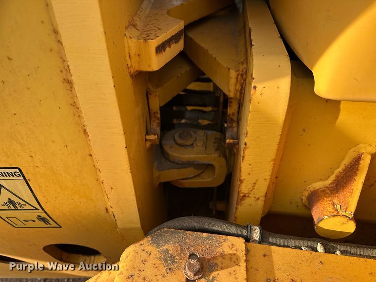 image for item EK0561 2007 Volvo G940 motor grader