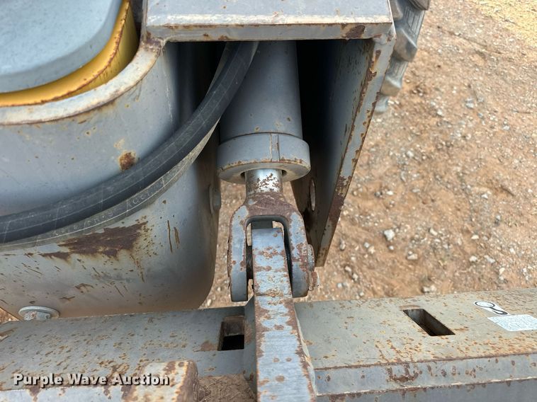 image for item EK0561 2007 Volvo G940 motor grader