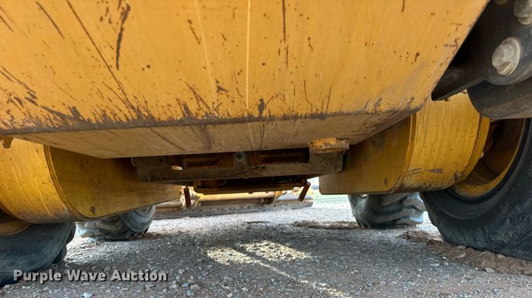 image for item EK0561 2007 Volvo G940 motor grader