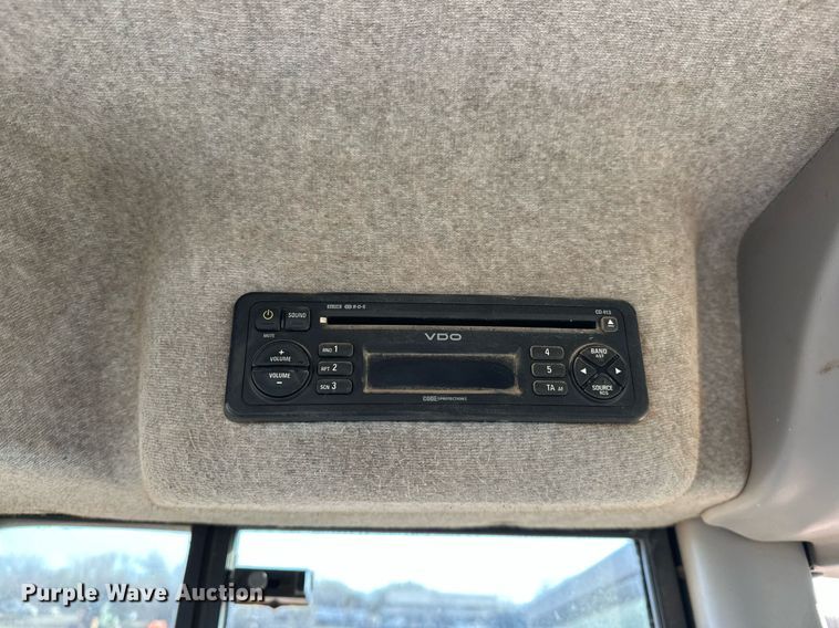 image for item EK0561 2007 Volvo G940 motor grader