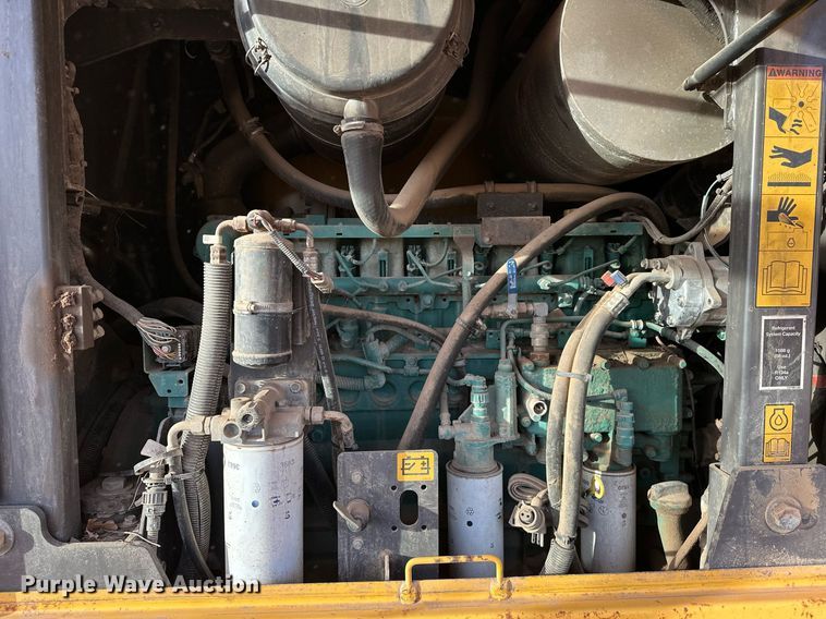 image for item EK0561 2007 Volvo G940 motor grader