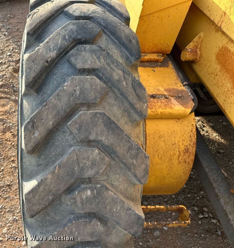 image for item EK0561 2007 Volvo G940 motor grader