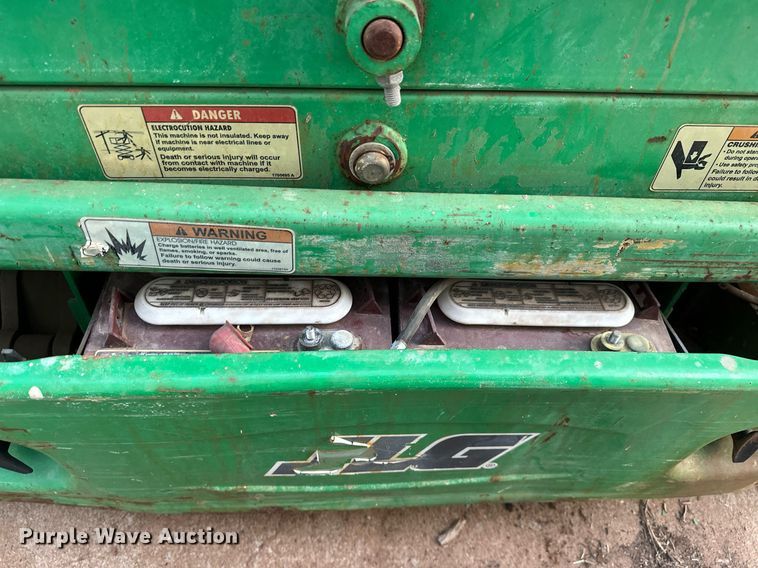 image for item EK0562 2008 JLG 1930ES scissor lift