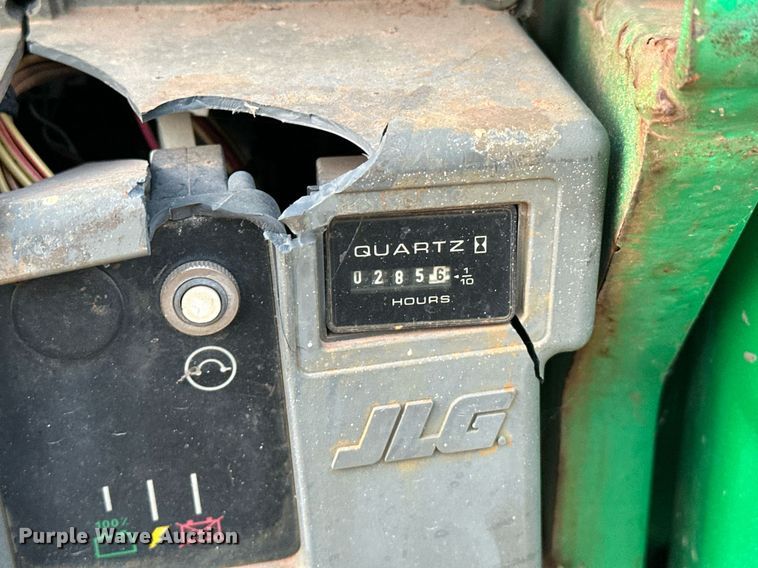 image for item EK0562 2008 JLG 1930ES scissor lift