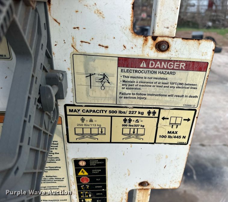 image for item EK0562 2008 JLG 1930ES scissor lift