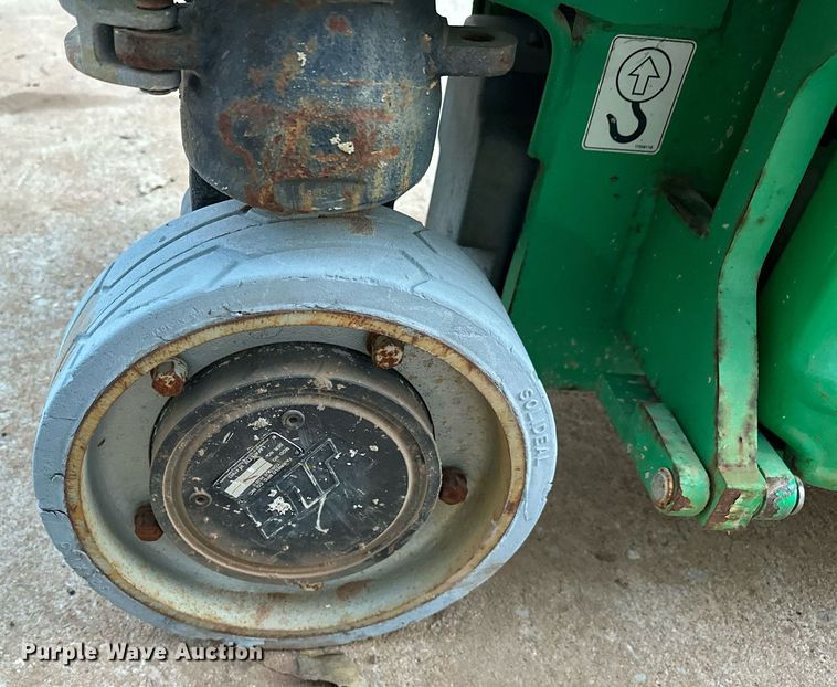 image for item EK0562 2008 JLG 1930ES scissor lift