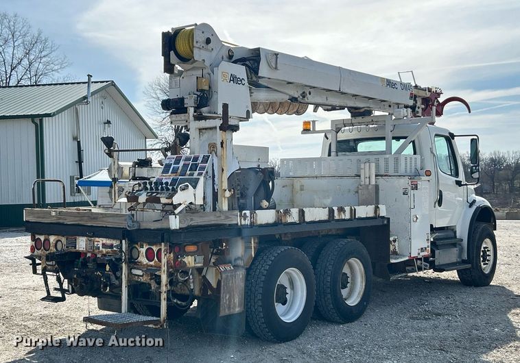 image for item EK2750 2013 Freightliner M2 digger derrick truck