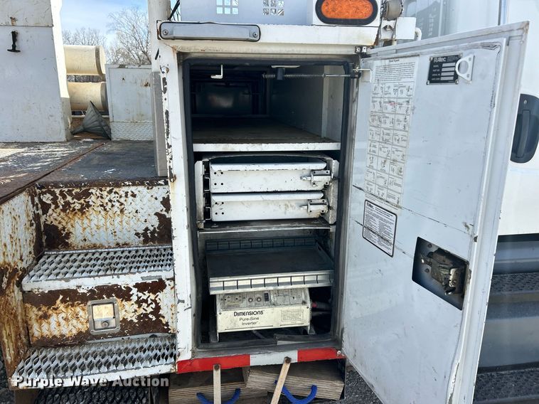 image for item EK2750 2013 Freightliner M2 digger derrick truck