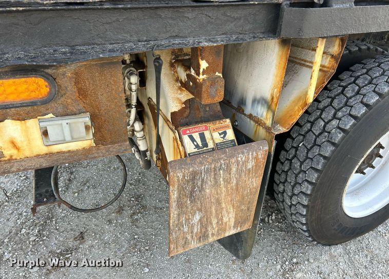 image for item EK2750 2013 Freightliner M2 digger derrick truck