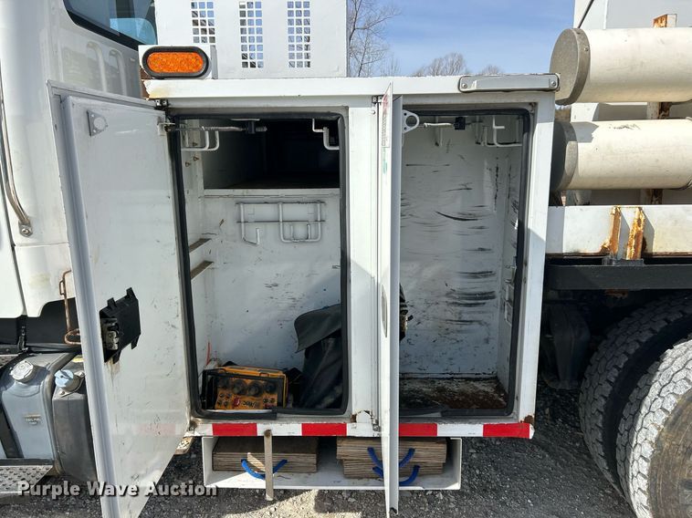 image for item EK2750 2013 Freightliner M2 digger derrick truck