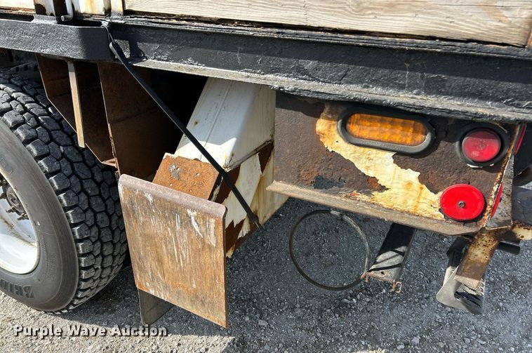 image for item EK2750 2013 Freightliner M2 digger derrick truck