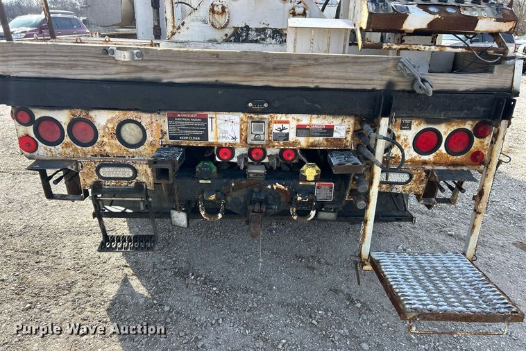 image for item EK2750 2013 Freightliner M2 digger derrick truck