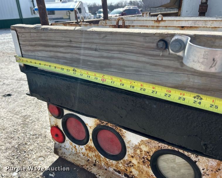 image for item EK2750 2013 Freightliner M2 digger derrick truck