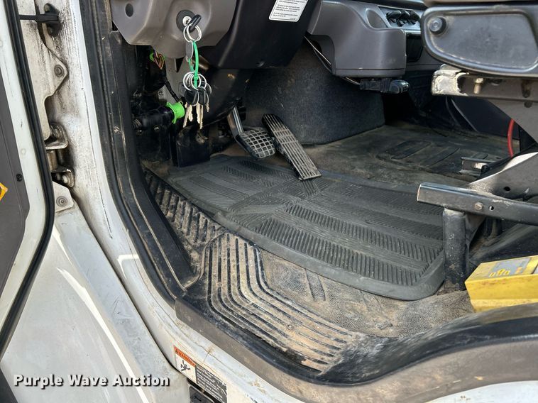 image for item EK2750 2013 Freightliner M2 digger derrick truck