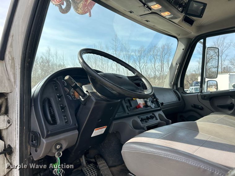 image for item EK2750 2013 Freightliner M2 digger derrick truck