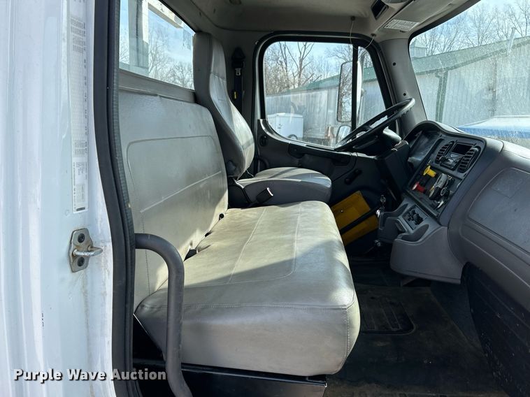 image for item EK2750 2013 Freightliner M2 digger derrick truck