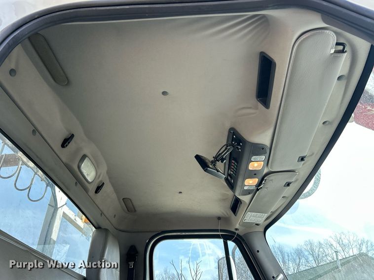 image for item EK2750 2013 Freightliner M2 digger derrick truck