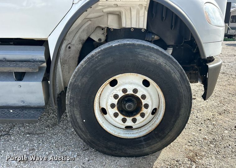 image for item EK2750 2013 Freightliner M2 digger derrick truck