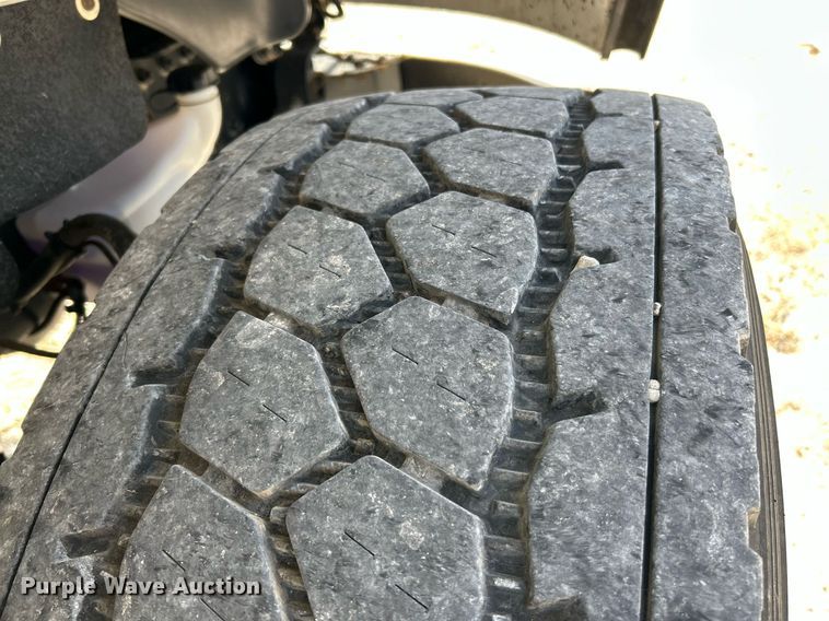 image for item EK2750 2013 Freightliner M2 digger derrick truck