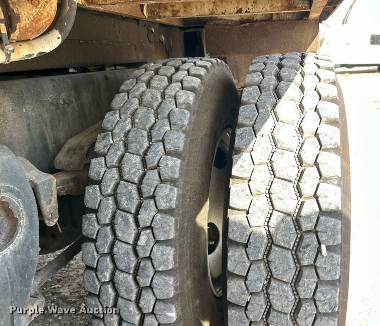 image for item EK2750 2013 Freightliner M2 digger derrick truck