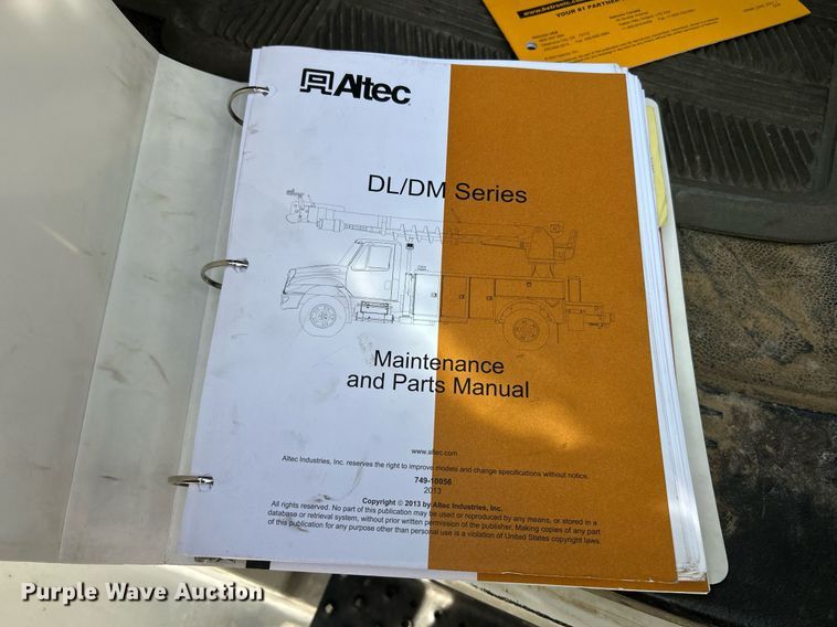 image for item EK2750 2013 Freightliner M2 digger derrick truck