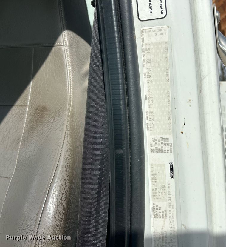 image for item EK2750 2013 Freightliner M2 digger derrick truck