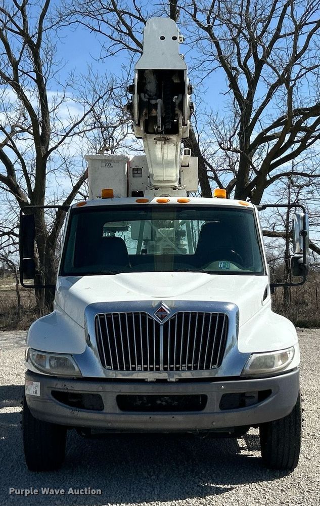 image for item EK2765 2012 International MA025 bucket truck
