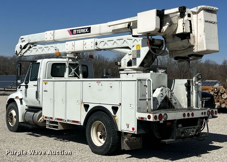 image for item EK2765 2012 International MA025 bucket truck