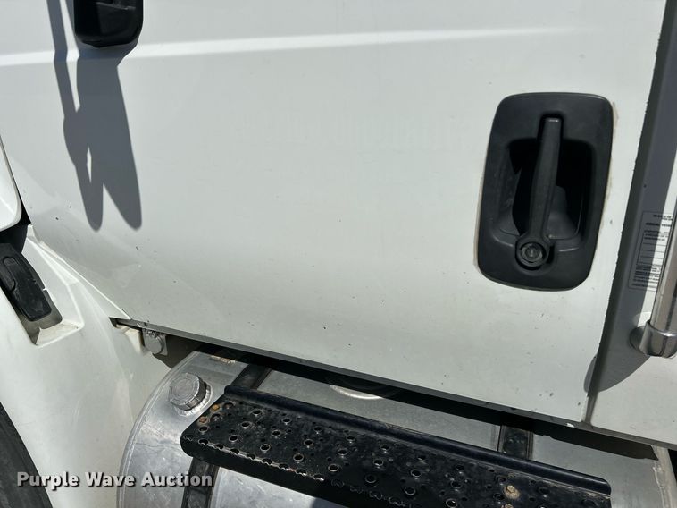 image for item EK2765 2012 International MA025 bucket truck