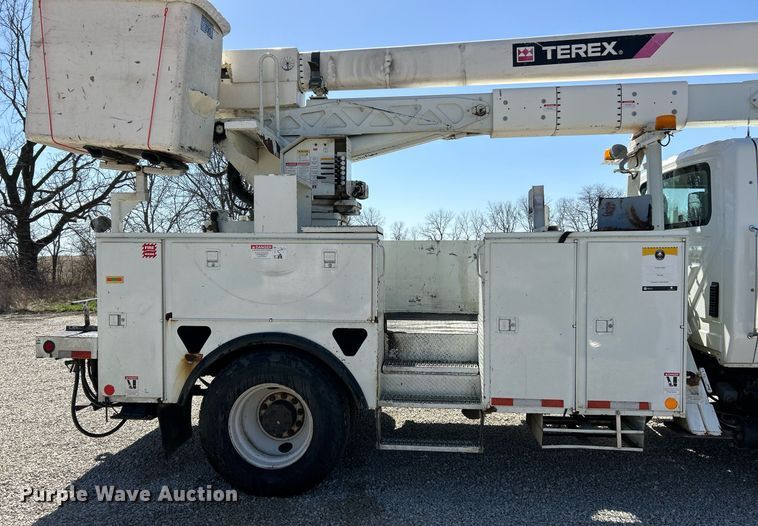 image for item EK2765 2012 International MA025 bucket truck