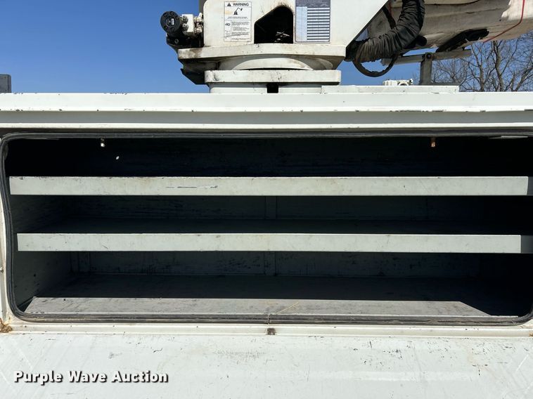 image for item EK2765 2012 International MA025 bucket truck